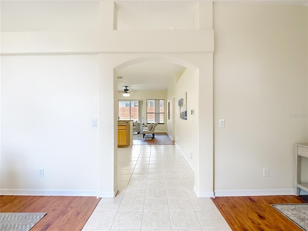 416 GOLDEN ELM Drive, SEFFNER, FL 33584 photo 5