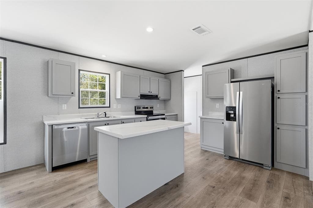 16837 LASHUA DRIVE, SPRING HILL, FL 34610 photo 5