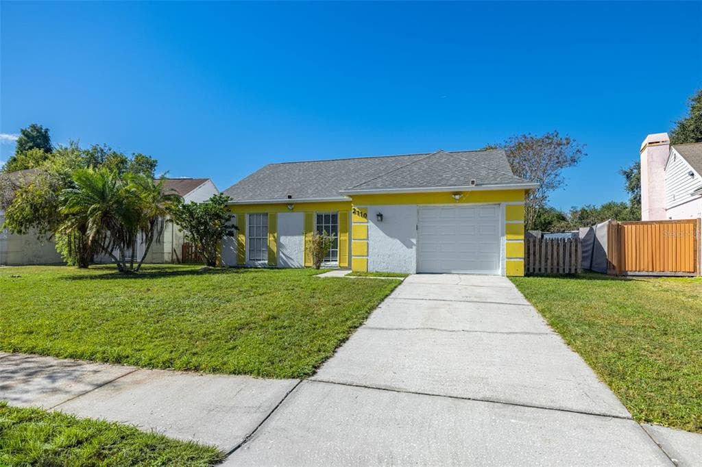 2110 SHADY POINT Lane, BRANDON, FL 33510 photo 2