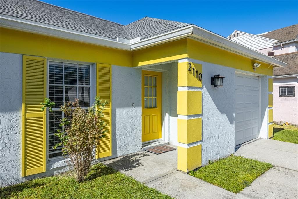 2110 SHADY POINT Lane, BRANDON, FL 33510 photo 4