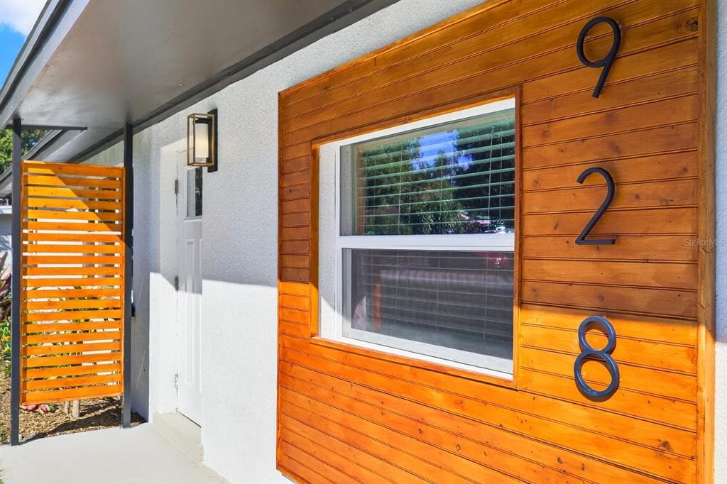 928 VALMAR Street, BRANDON, FL 33511 photo 4