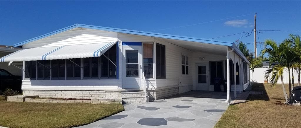 3835 LOMI LOMI DRIVE, HOLIDAY, FL 34691