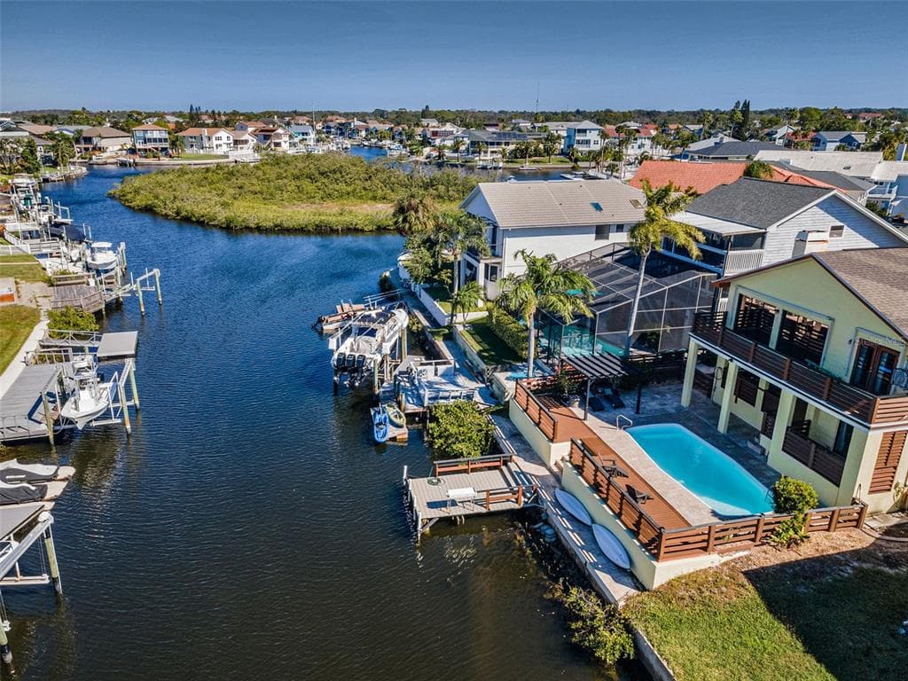 6009 BAYWAY Court, NEW PORT RICHEY, FL 34652 photo 3