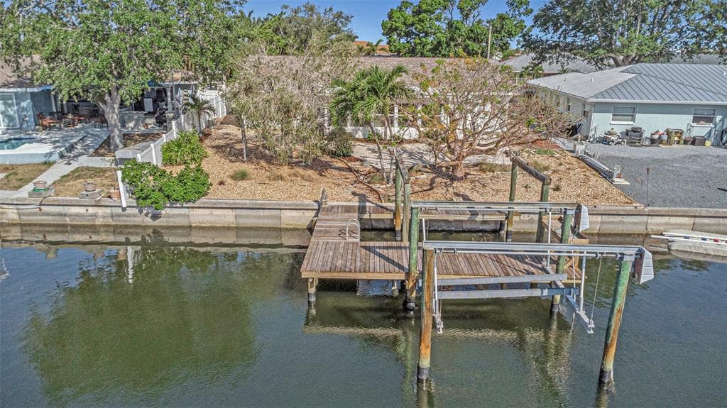 6321 BALBOA Lane, APOLLO BEACH, FL 33572 photo 2