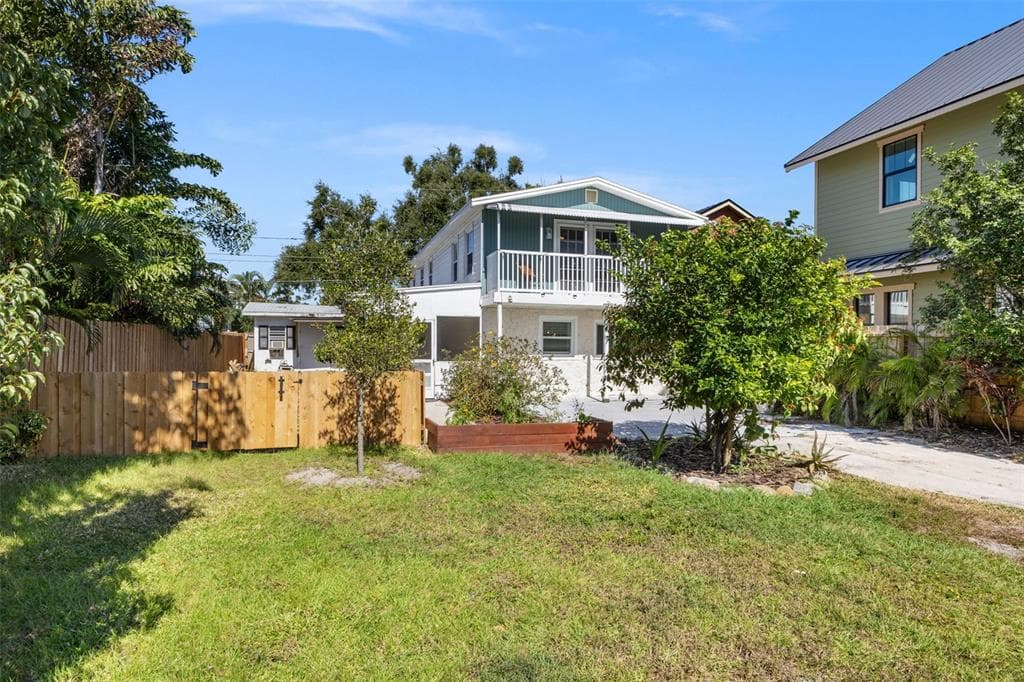 785 23RD AVENUE, Street PETERSBURG, FL 33704 photo 2