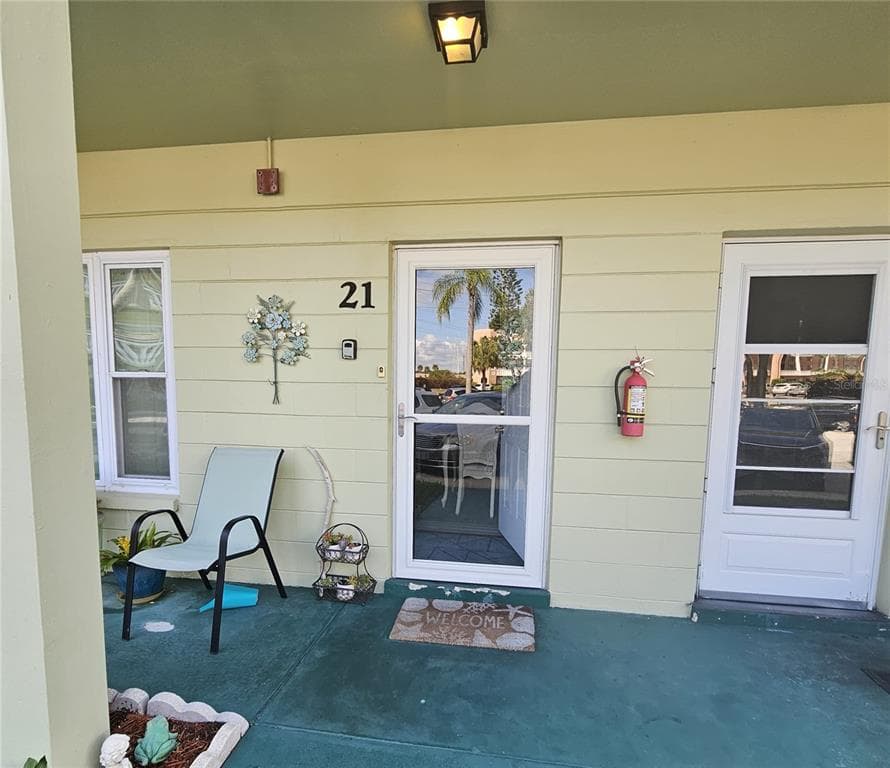 2459 COLUMBIA DRIVE Unit 21, CLEARWATER, FL 33763 photo 2