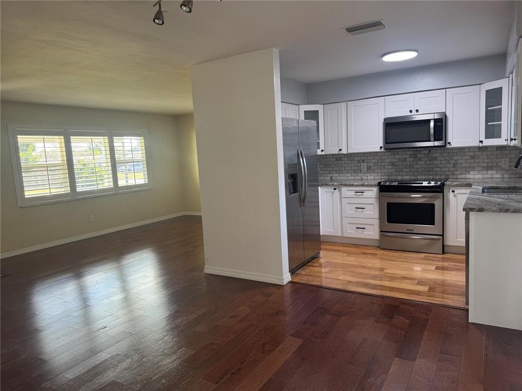 1500 39TH STREET, Street PETERSBURG, FL 33713 photo 4