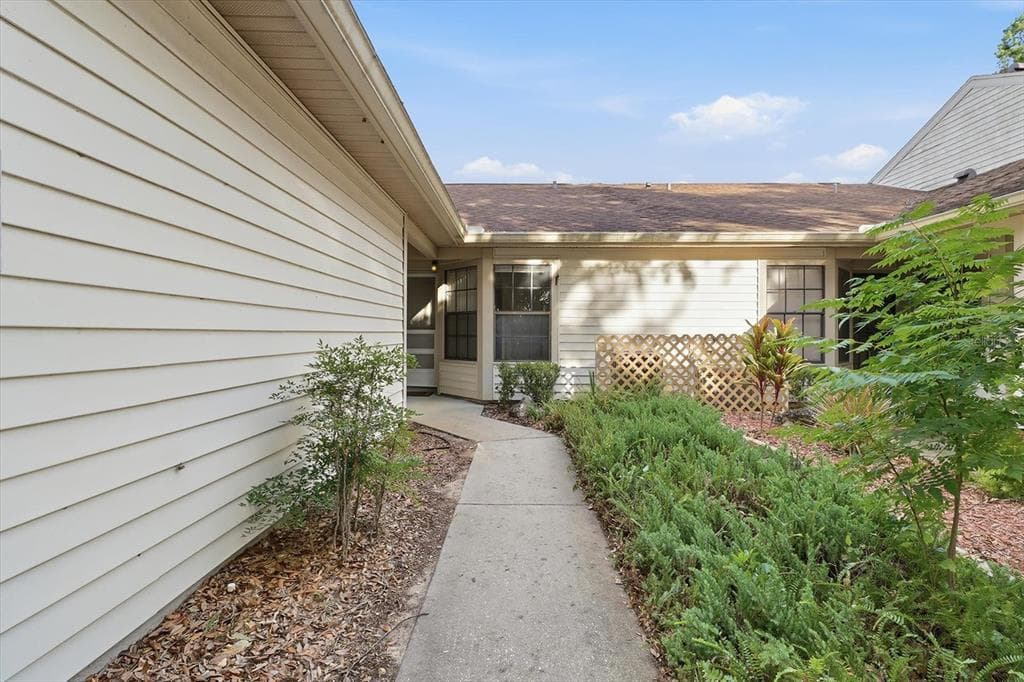 61 HERON CREEK Loop, INVERNESS, FL 34450 photo 4