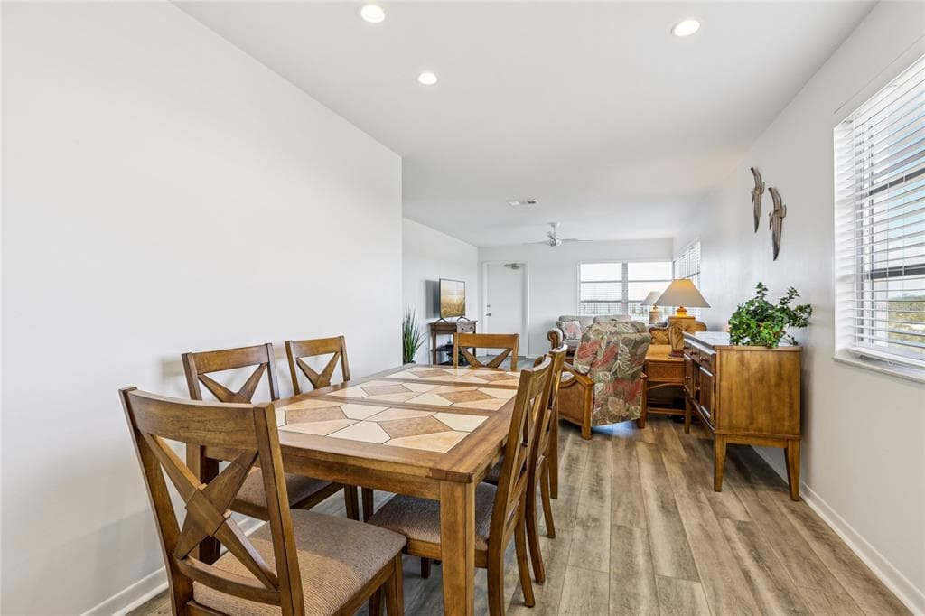 2850 59TH STREET Unit 501, GULFPORT, FL 33707 photo 4