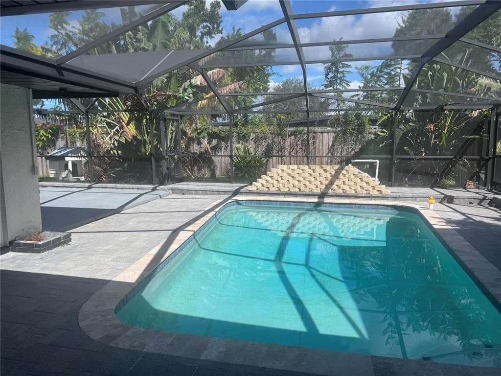 321 SHORE DRIVE, OLDSMAR, FL 34677 photo 4