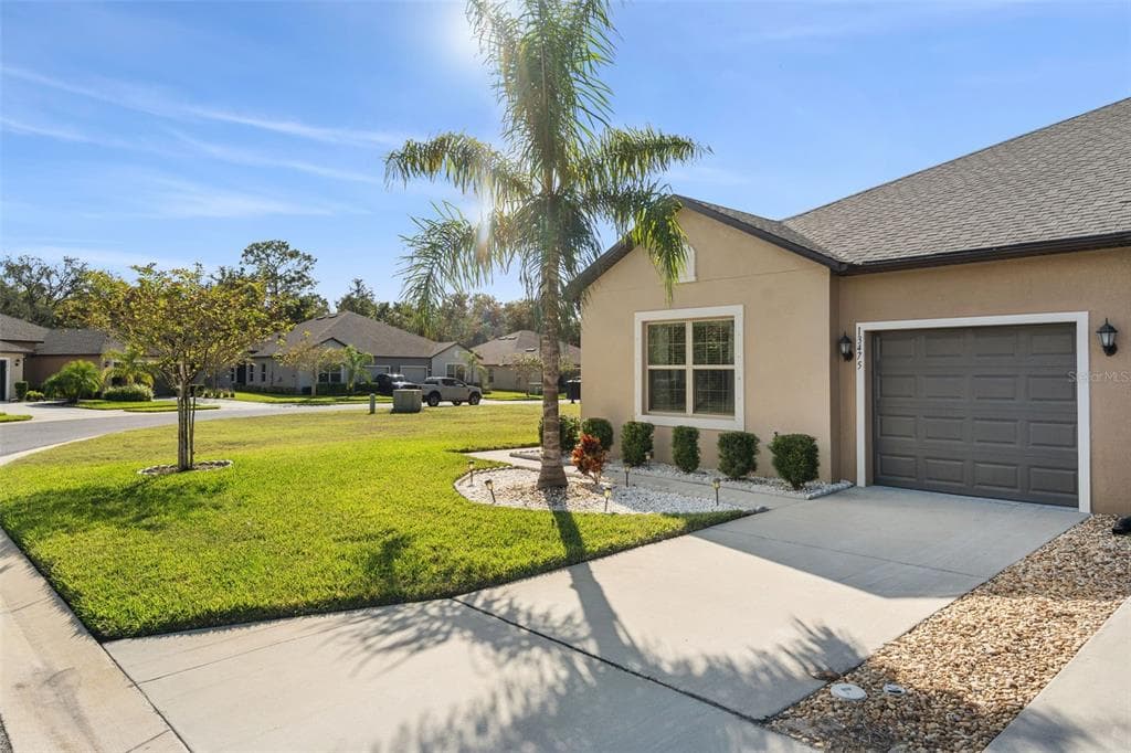 13475 CREST LAKE Drive, HUDSON, FL 34669 photo 3