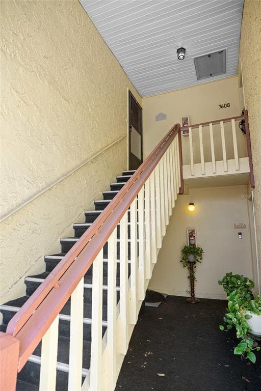 7604 CAMARINA CALLE Unit 7604, TAMPA, FL 33615 photo 2
