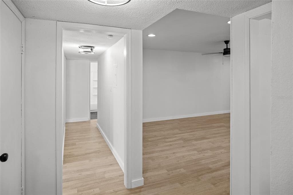 7604 CAMARINA CALLE Unit 7604, TAMPA, FL 33615 photo 4