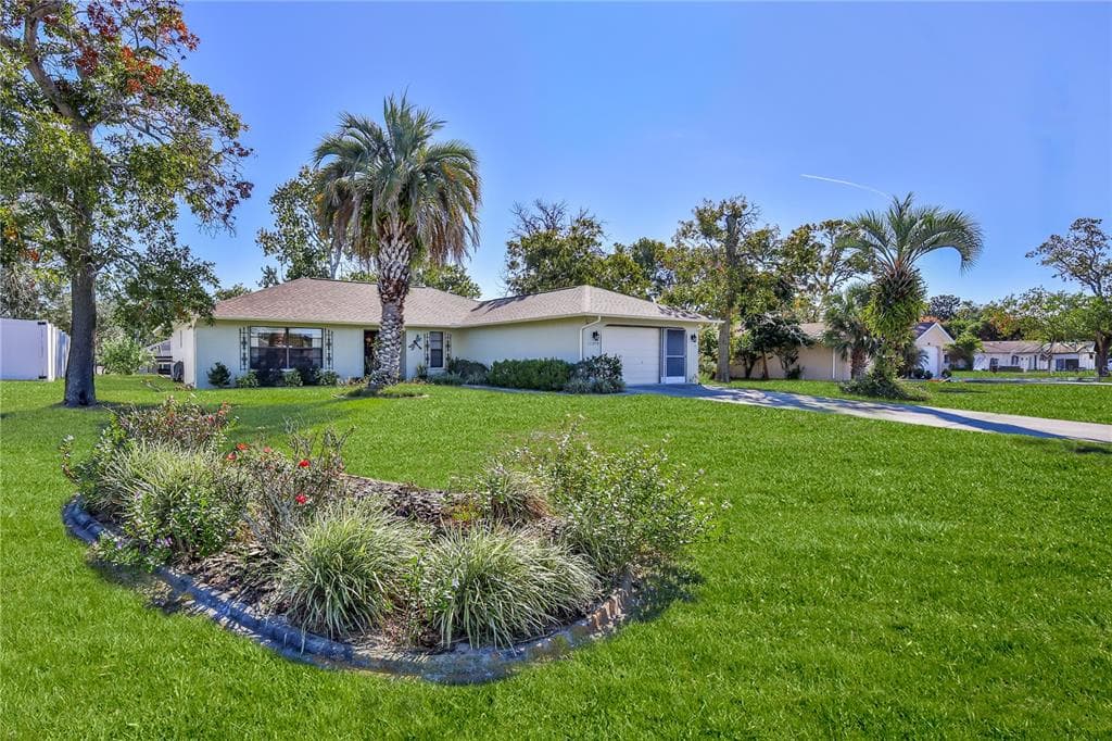 11249 RIDDLE DRIVE, SPRING HILL, FL 34609 photo 4