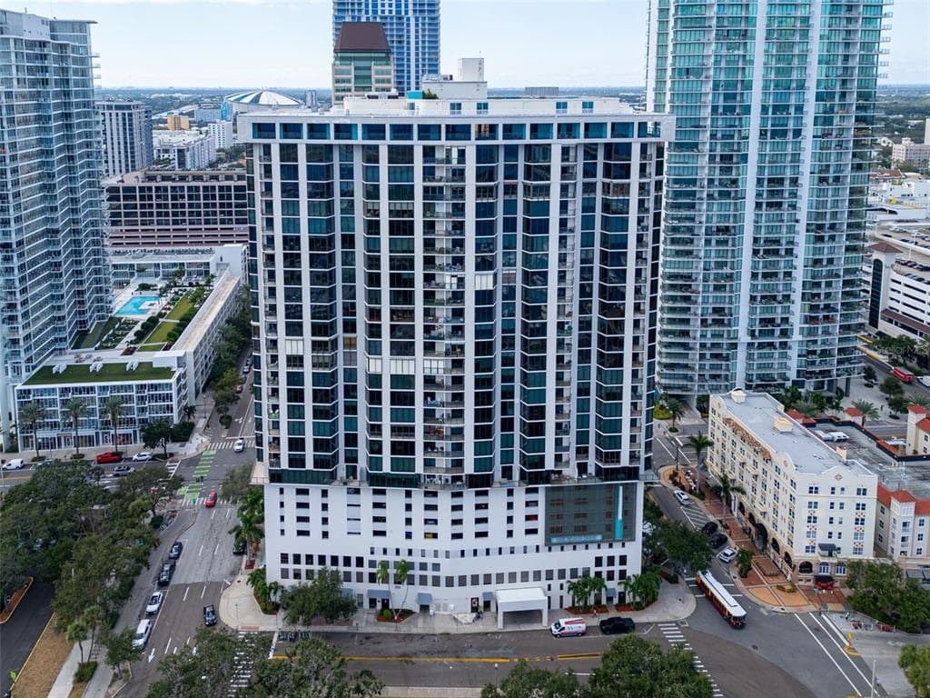 1 BEACH DRIVE Unit 1210, Street PETERSBURG, FL 33701 photo 2