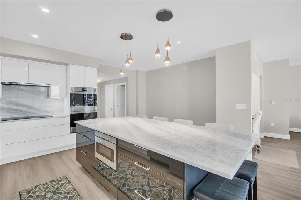 1 BEACH DRIVE Unit 1210, Street PETERSBURG, FL 33701 photo 5