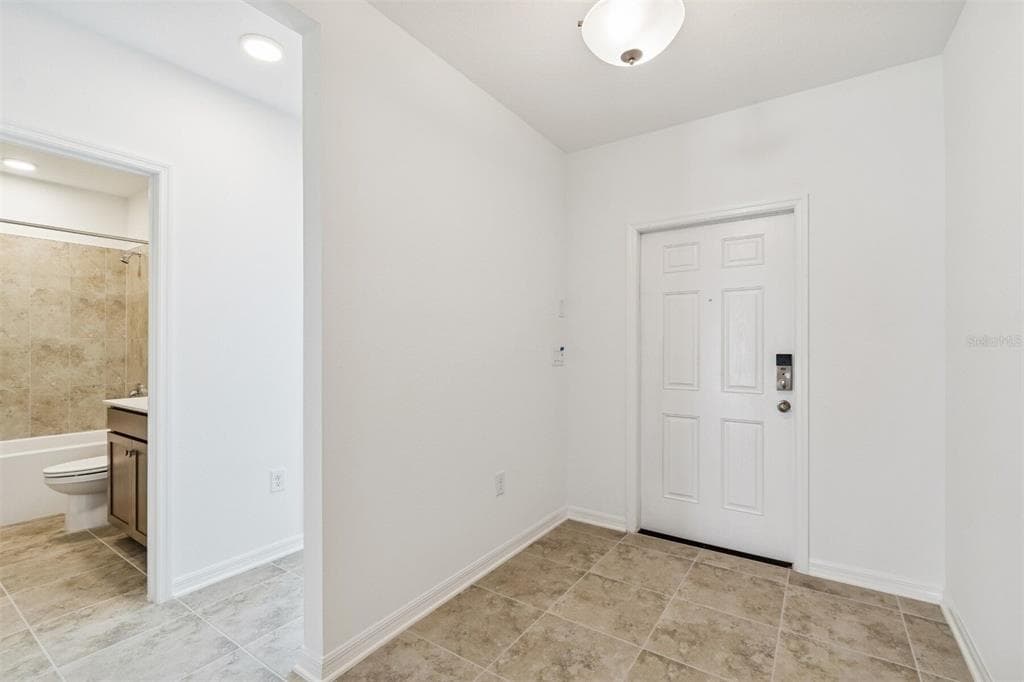 38389 TOBIANO LOOP, DADE CITY, FL 33525 photo 4