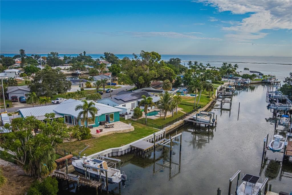 510 LEWIS BOULEVARD, ST PETERSBURG, FL, 33705