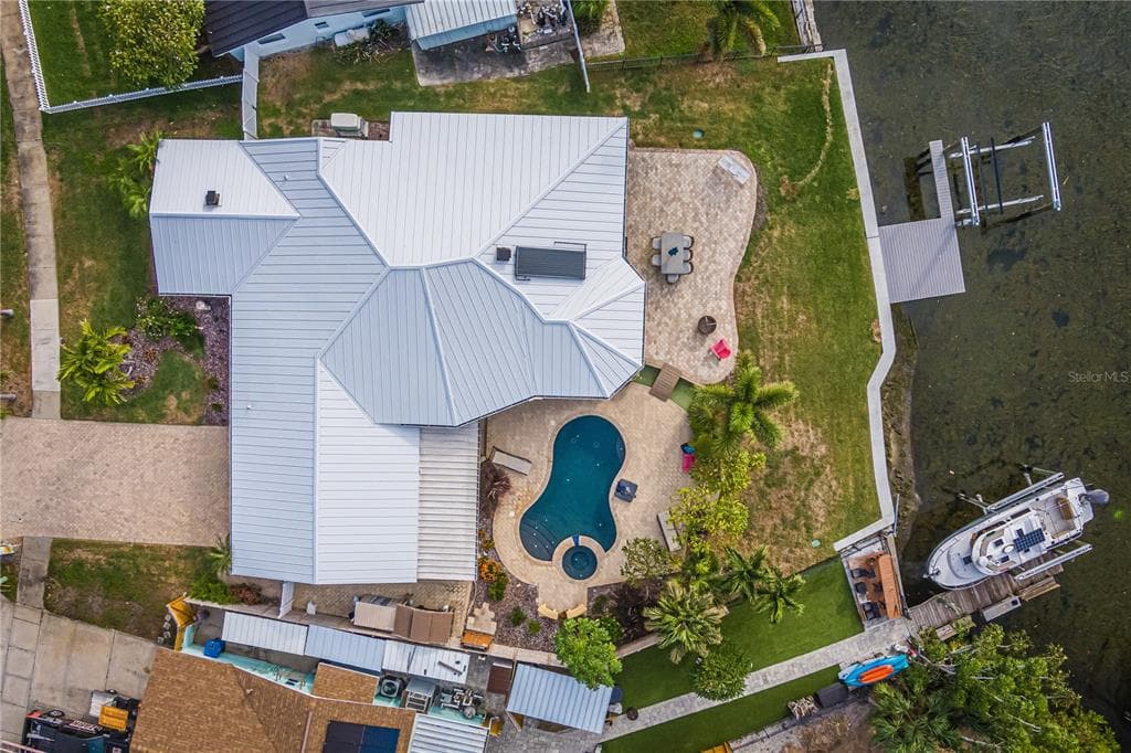 510 LEWIS BOULEVARD, ST PETERSBURG, FL, 33705 photo 5