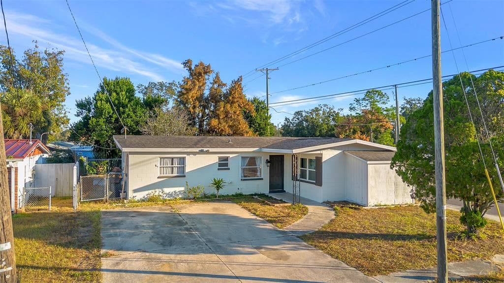 147 MELANIE LANE, BRANDON, FL 33510 photo 3