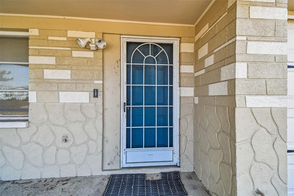 4144 KIBLER LANE, HOLIDAY, FL 34691 photo 2