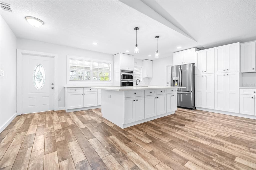 3625 OMAR AVENUE, TAMPA, FL 33629 photo 4