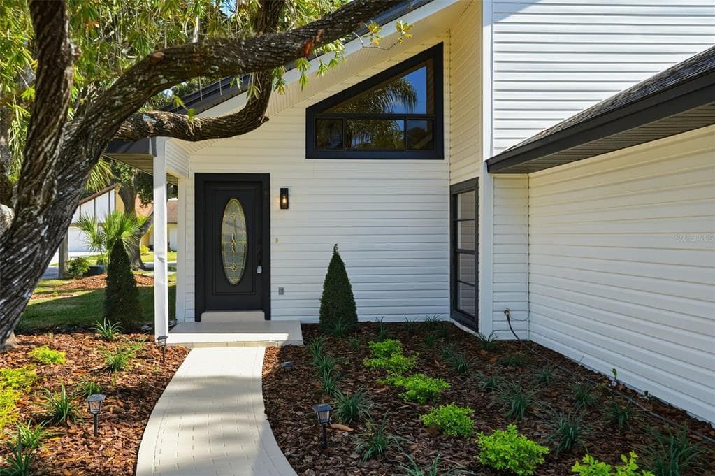 15307 WINTERWIND DRIVE, TAMPA, FL 33624 photo 4