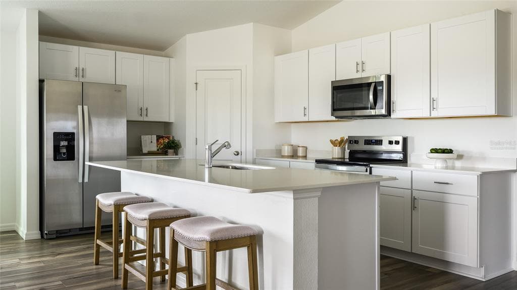 9250 PAVILION SHADE DRIVE, ZEPHYRHILLS, FL 33541 photo 2