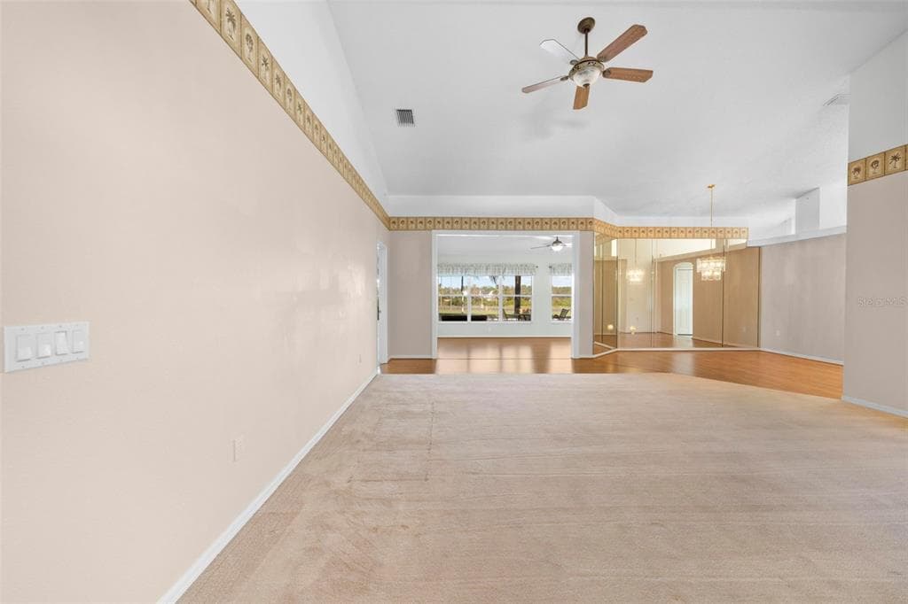 11231 SUN TREE Road, HUDSON, FL 34667 photo 5