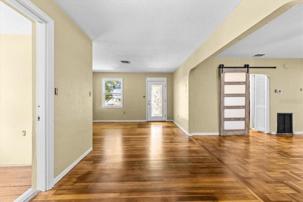 6900 9TH AVENUE, Street PETERSBURG, FL 33710 photo 5