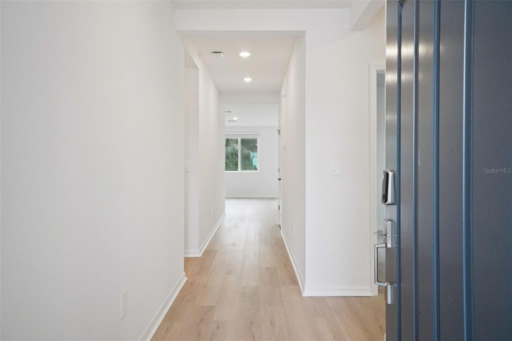 7186 RAY CREEK Drive, BROOKSVILLE, FL 34601 photo 5