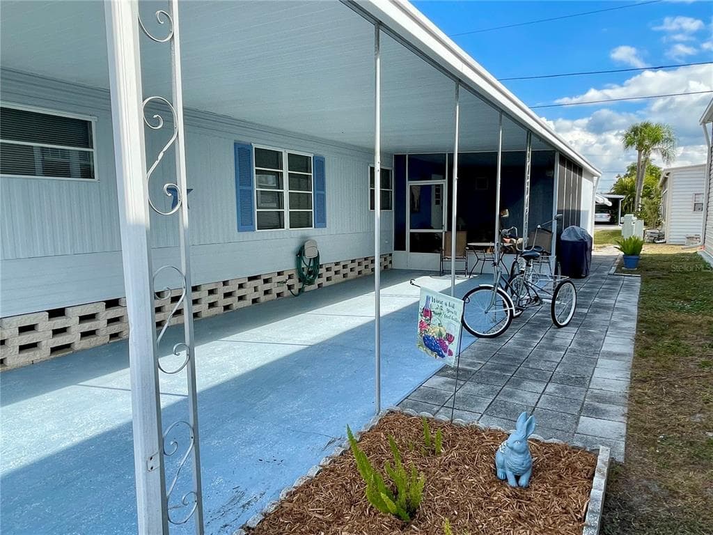 34179 CANAL DRIVE, PINELLAS PARK, FL 33781 photo 4