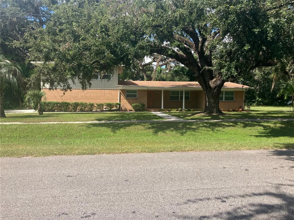 3808 BROAD STREET, SEFFNER, FL 33584