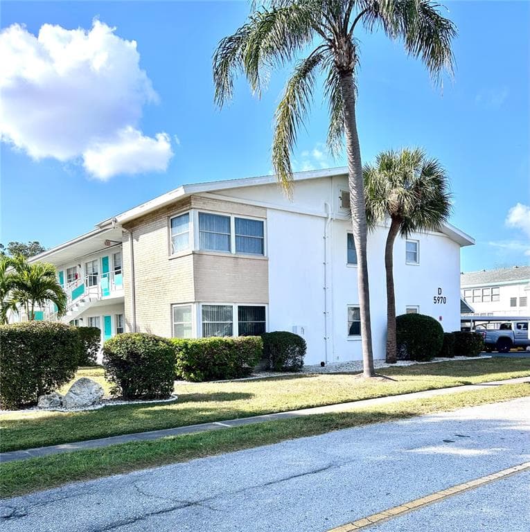 5970 21ST STREET Unit 3, Street PETERSBURG, FL 33714