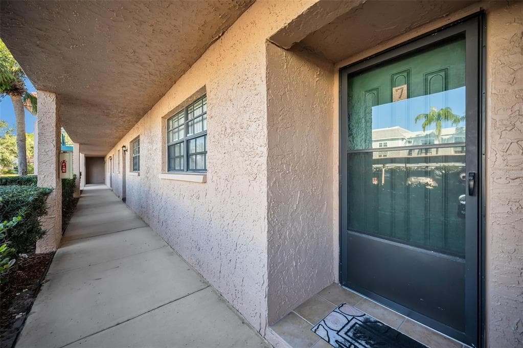 1750 BELLEAIR FOREST DRIVE Unit A7, BELLEAIR, FL 33756 photo 3