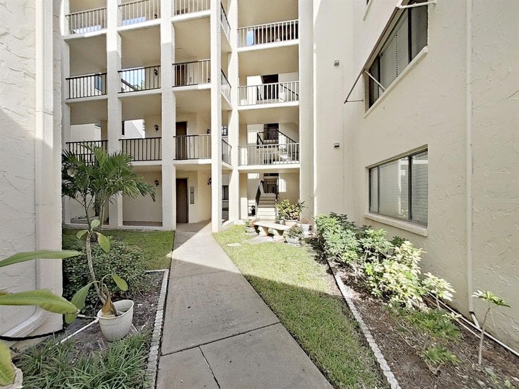 700 STARKEY ROAD, Unit# 624, LARGO, FL, 33771 photo 2