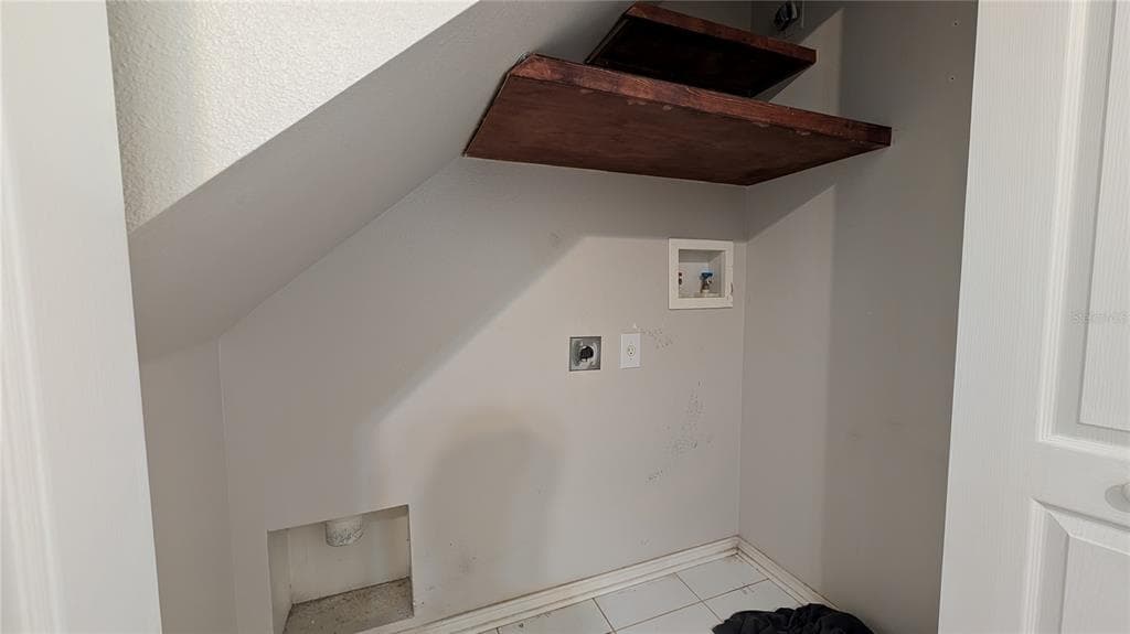 1247 KENNEWICK COURT, WESLEY CHAPEL, FL 33543 photo 5