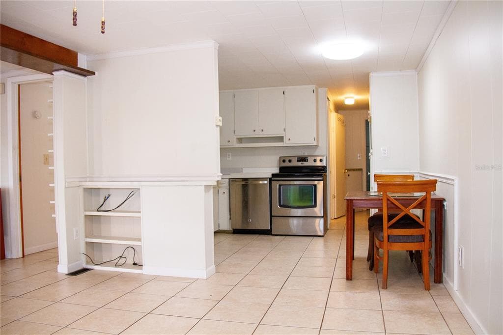 2025 MELODY DRIVE, HOLIDAY, FL 34691 photo 3