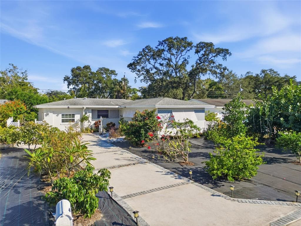 29747 70TH Street, CLEARWATER, FL 33761