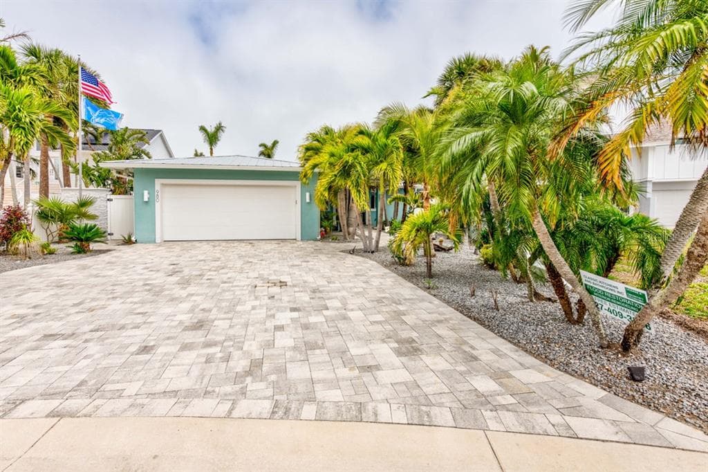 980 BOCA CIEGA ISLE Drive, Street PETE BEACH, FL 33706 photo 5