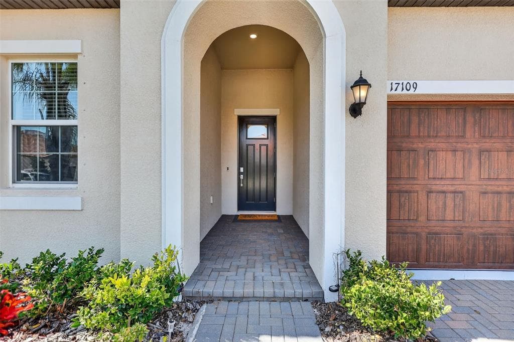 17109 STAR BANKS STREET, WIMAUMA, FL, 33598 photo 4