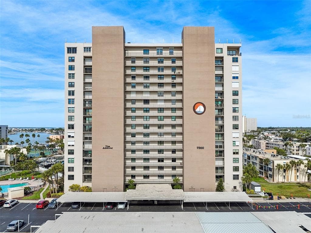 7300 SUN ISLAND DRIVE Unit 303, SOUTH PASADENA, FL 33707 photo 3