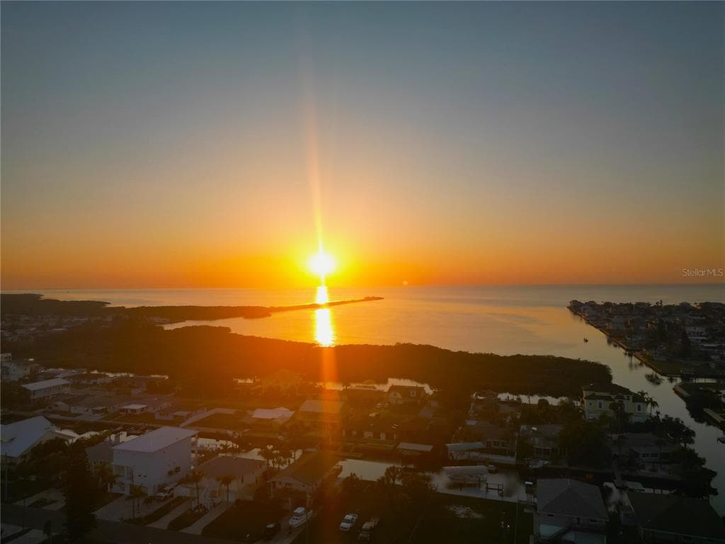 13231 CAROL DRIVE, HUDSON, FL 34667 photo 3