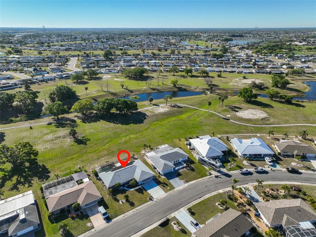 672 ALLEGHENY DRIVE, SUN CITY CENTER, FL 33573 photo 3