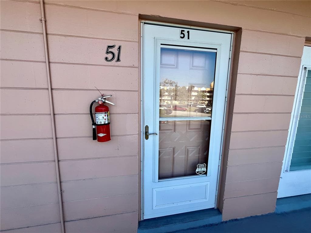 2457 ECUADORIAN WAY Unit 51, CLEARWATER, FL 33763 photo 3