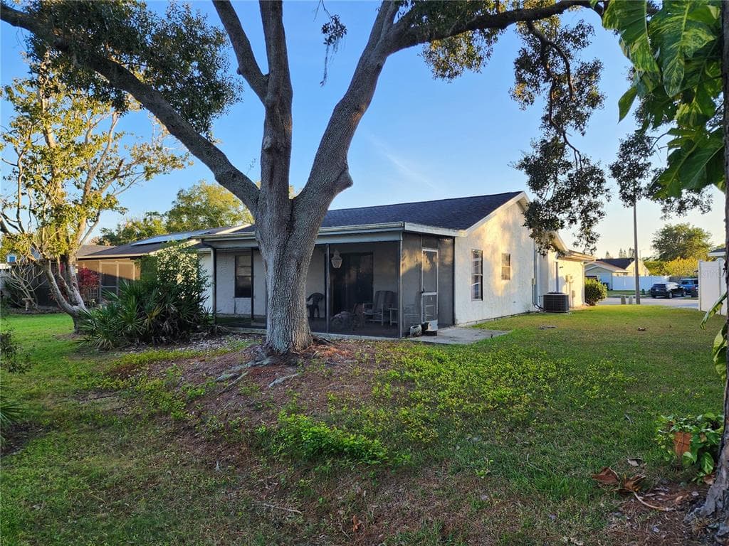 1206 SAWGRASS COURT, OLDSMAR, FL 34677 photo 2