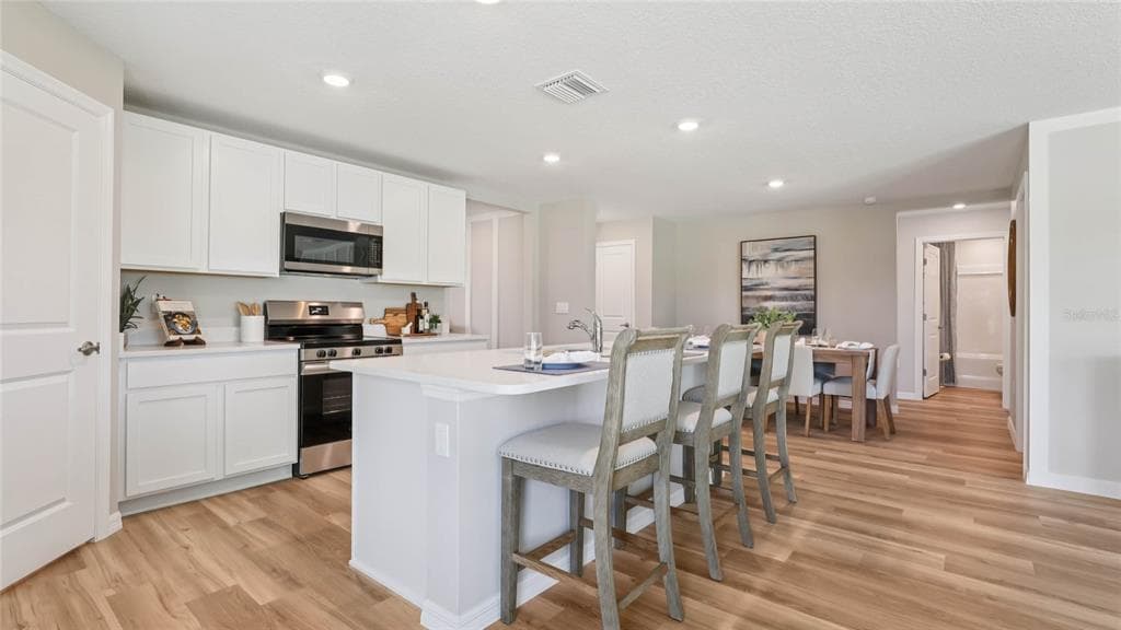 10407 TURTLE RUN Road, WEEKI WACHEE, FL 34613 photo 4