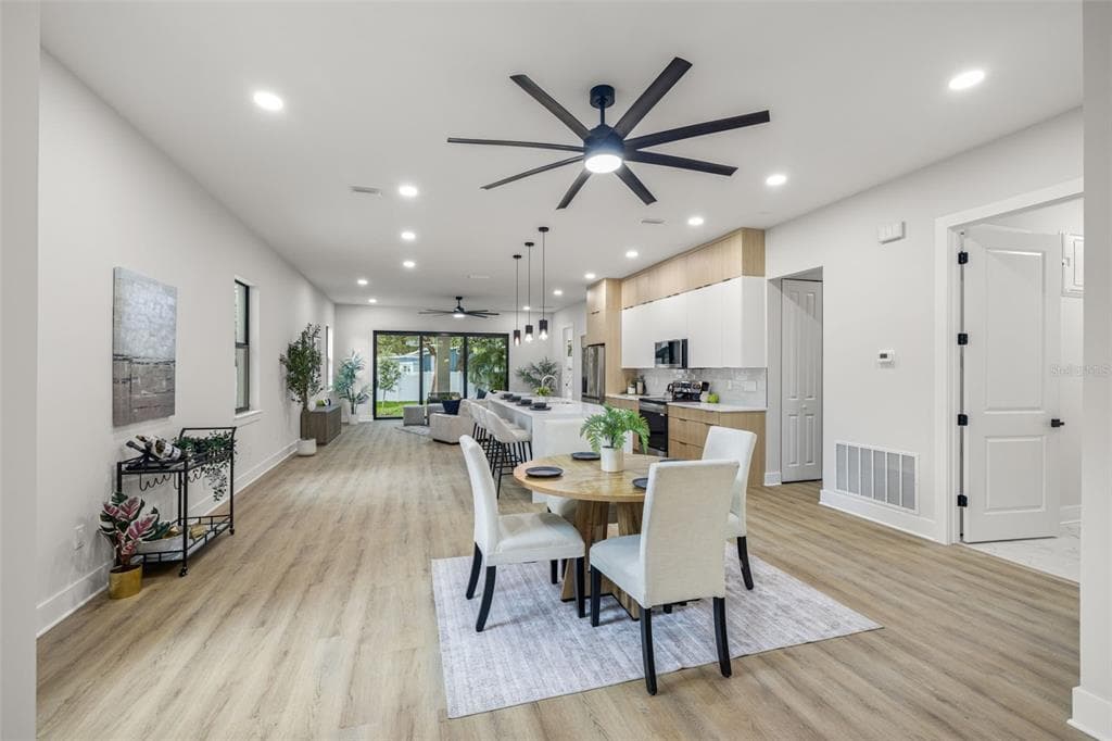 3211 BALLAST POINT BOULEVARD, TAMPA, FL 33611 photo 4