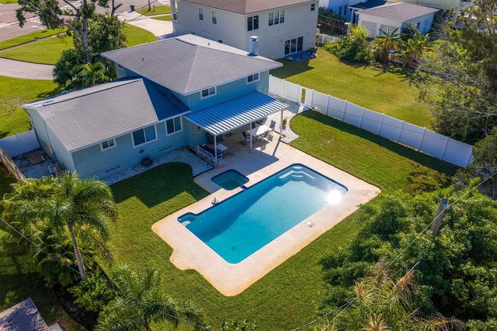 5500 VENETIAN Boulevard, Street PETERSBURG, FL 33703 photo 3