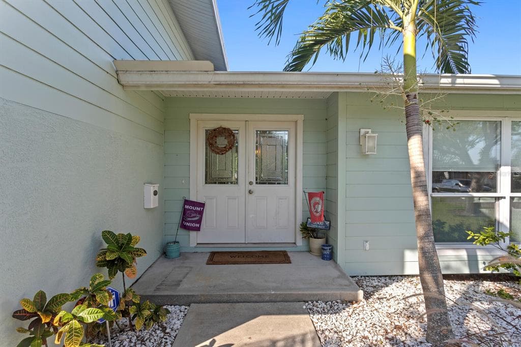 5500 VENETIAN Boulevard, Street PETERSBURG, FL 33703 photo 4